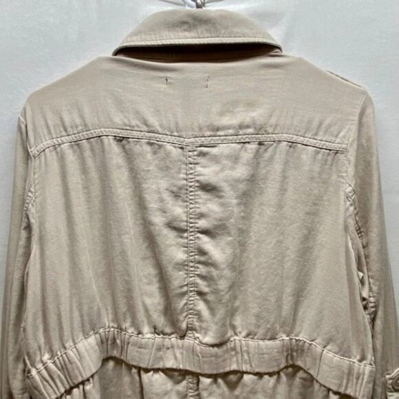 Torrid Utility Shacket Women's 00 Beige Tan Button Front Cinched Waist EUC - Picture 4 of 11